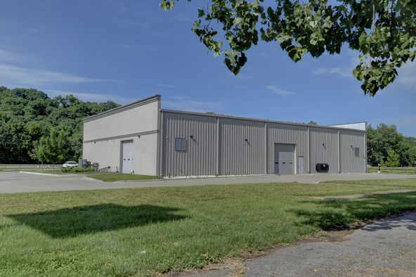 Midwest Auto Direct: 11401 Kaw Dr, Edwardsville, KS 66111